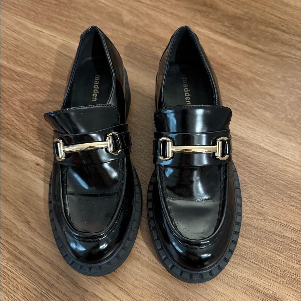 Madden Girl Black Loafers Gently Worn Size 6